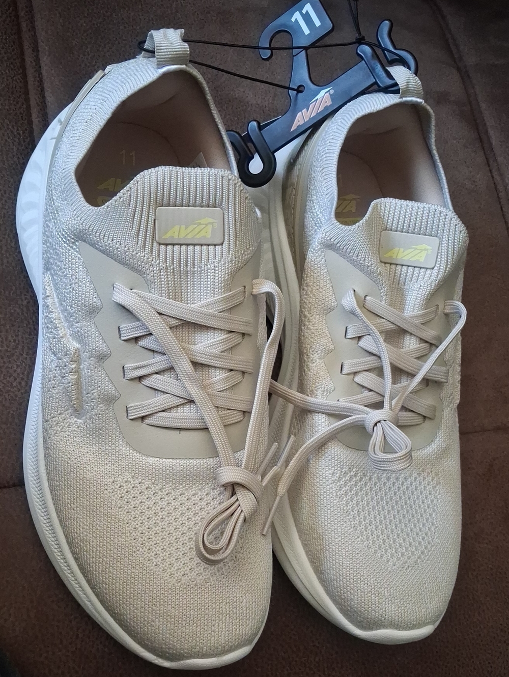 Avia Runner Women's Lightweight Performance Sneakers - Beige/White Size 11 - Picture 2 of 6